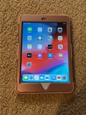 Apple iPad Mini 2 16G - Rose Gold Protective Case Included